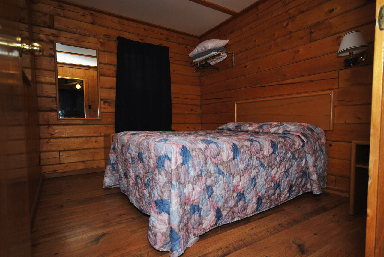 Kenosee Inn & Cabins Kenosee Park Chambre photo