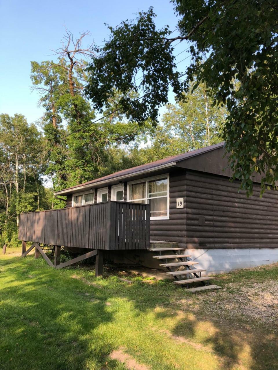 Kenosee Inn & Cabins Kenosee Park Extérieur photo